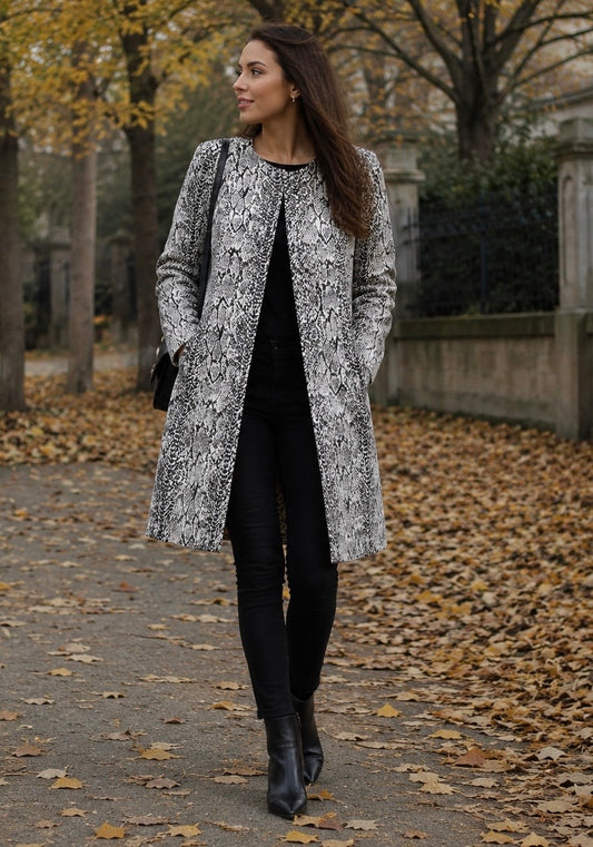Lola kabát
